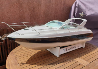 Fairline Targa 34 weiss-blau